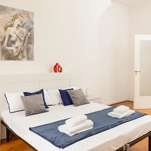 apt-picasso-spacious-exclusive.it-lombardy.com/