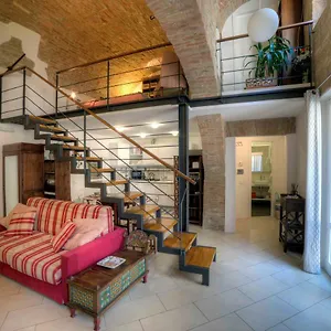 Stilnuovo Charming Apartment In Siena'S Historic Center, Very Close To Piazza Del Campo Sienne